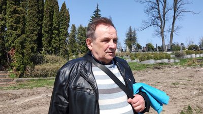 Повернувся з Франції захищати Україну: в Тернополі попрощалися з бійцем Мирославом Сидором Повернувся з Франції захищати Україну: в Тернополі попрощалися з бійцем Мирославом Сидором