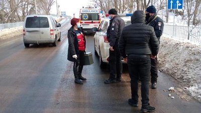 На Житомирщині звільняли заручників – таке завдання виконували поліцейські під час тактичних навчань На Житомирщині звільняли заручників – таке завдання виконували поліцейські під час тактичних навчань