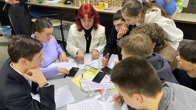 "Політичний симулятор": вінничан навчають ораторському мистецтву та політичній обізнаності