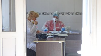 Позачергова Рада: депутати розповіли як будуть допомагати медикам