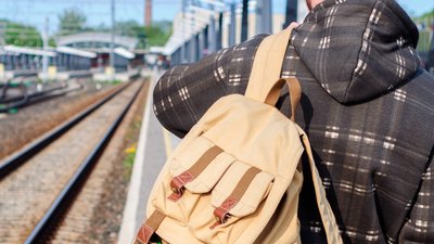 Підлітки їхали на Чернігівщині залізничним транспортом зачепившись ззовні