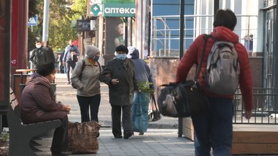 За маску «на підборідді» черкащанам доведеться платити: президент підписав відповідний закон За маску «на підборідді» черкащанам доведеться платити: президент підписав відповідний закон