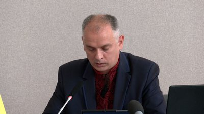 Жителі Менщини просять депутатів призупинити діяльність церков Московського патріархату на території громади Жителі Менщини просять депутатів призупинити діяльність церков Московського патріархату на території громади