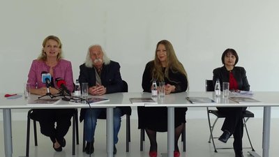 Іван Марчук відкрив виставку своїх робіт у Чорногорії Іван Марчук відкрив виставку своїх робіт у Чорногорії