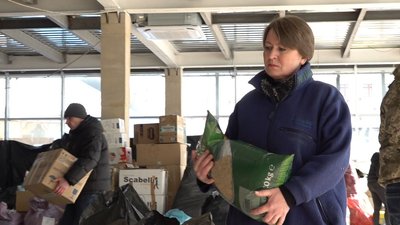"Розуміють, що в нашій країні війна", — черкащанка про допомогу поляків
