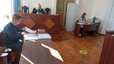 У Житомирі заочно судять чоловіка, якого обвинувачують у створенні терористичної групи У Житомирі заочно судять чоловіка, якого обвинувачують у створенні терористичної групи