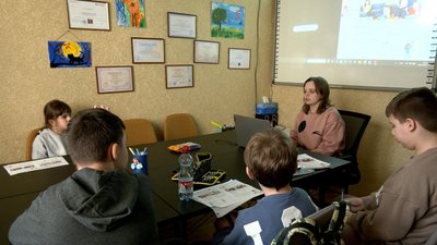 Міні школа англійської для дітей з інвалідністю у Вінниці