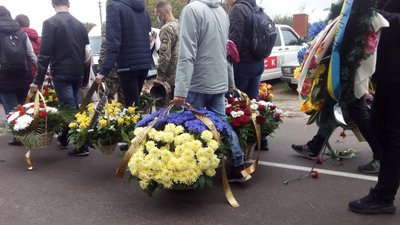 На Житомирщині прощаються із загиблими в авіакатастрофі на Харківщині курсантами (ОНОВЛЮЄТЬСЯ) На Житомирщині прощаються із загиблими в авіакатастрофі на Харківщині курсантами (ОНОВЛЮЄТЬСЯ)