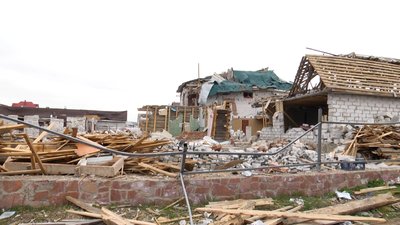 На Житомирщині пенсіонерка Валентина вціліла після бомбардування На Житомирщині пенсіонерка Валентина вціліла після бомбардування