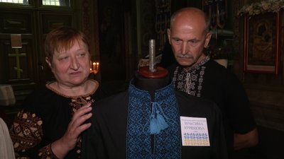 Вишиванки загиблих військових показали у Свято-Воскресенському соборі в Рівному Вишиванки загиблих військових показали у Свято-Воскресенському соборі в Рівному