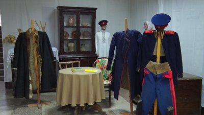 Пошкоджений "Градом" музей. На Луганщині облаштовують експозицію присвячену бойовим діям на Донбасі Пошкоджений "Градом" музей. На Луганщині облаштовують експозицію присвячену бойовим діям на Донбасі