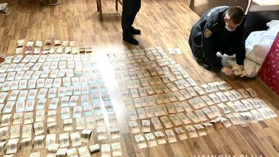 Побили, зв'язали та вкрали 300 тисяч: закарпатця, підозрюваного у розбійному нападі затримали