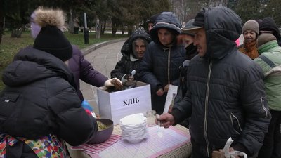 “Кількість нужденних збільшилась”: коли у Рівному роздаватимуть гарячі обіди