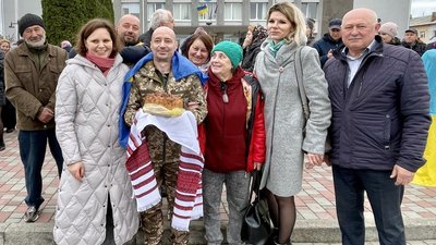 Повернувся військовий, який понад три роки провів у російському полоні