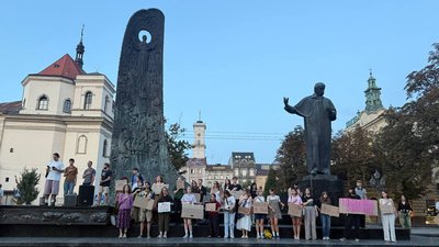 Акція проти законопроєктів про посилення відповідальності для військових