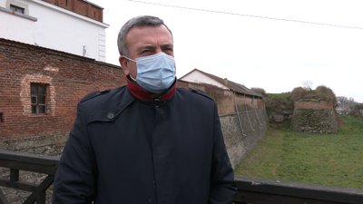 На Рівненщині забудовують національну пам'ятку. У ДАБІ кажуть – руки зв'язані На Рівненщині забудовують національну пам'ятку. У ДАБІ кажуть – руки зв'язані