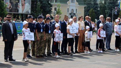 Бої та екстремальне водіння: у Черкасах стартував Чемпіонат світу серед тілоохоронців Бої та екстремальне водіння: у Черкасах стартував Чемпіонат світу серед тілоохоронців