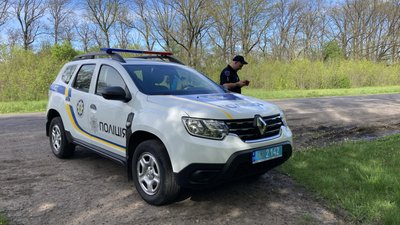 Як у Близнюках працює перший офіцер громади і чим він відрізняється від дільничного Як у Близнюках працює перший офіцер громади і чим він відрізняється від дільничного