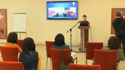 "Чекали 10 років на лікування". У Сумах шукають гроші для людей з рідкісними хворобами "Чекали 10 років на лікування". У Сумах шукають гроші для людей з рідкісними хворобами