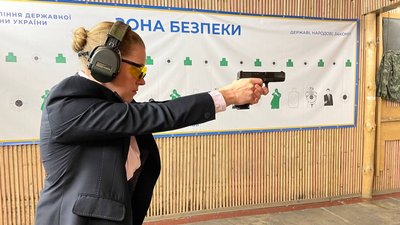 "Щоб виконувати якісну роботу, треба бути непомітною". Інтерв'ю з жінкою-тілоохоронцем