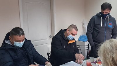 "Малюємо внутрішніми почуттями". Ветерани АТО та ООС долучилися до арттерапевтичної програми "Малюємо внутрішніми почуттями". Ветерани АТО та ООС долучилися до арттерапевтичної програми
