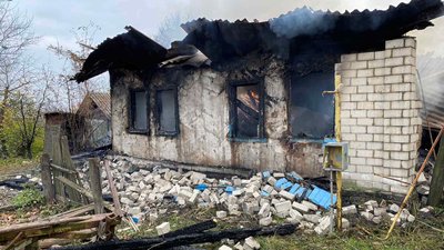 На Чернігівщині 50-річний чоловік отримав опіки внаслідок вибуху в будинку На Чернігівщині 50-річний чоловік отримав опіки внаслідок вибуху в будинку