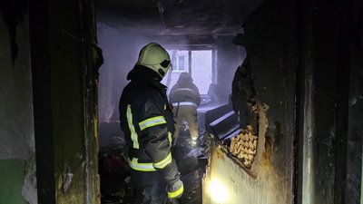 На Запоріжжі надзвичайники врятували двох людей, які отруїлися чадним газом