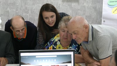 Університет третього віку в Михайло-Коцюбинському біля Чернігова: як він працює та хто там навчається