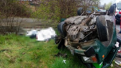 На Вінниччині в аварії за участю двох автівок загинули троє людей На Вінниччині в аварії за участю двох автівок загинули троє людей