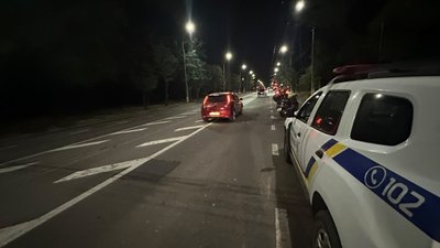 Водій мопеда збив пішохідку в Миколаєві