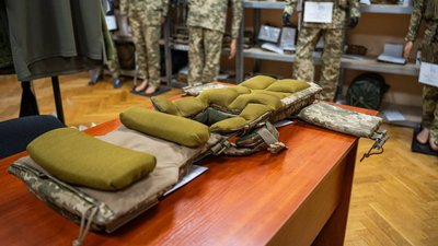 Затверджено другий зразок жіночого бронежилета — Міноборони Затверджено другий зразок жіночого бронежилета — Міноборони