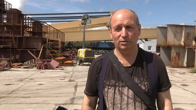 Плавкран "Захарій" завершує роботу на будівництві мосту через Дніпро у Запоріжжі Плавкран "Захарій" завершує роботу на будівництві мосту через Дніпро у Запоріжжі