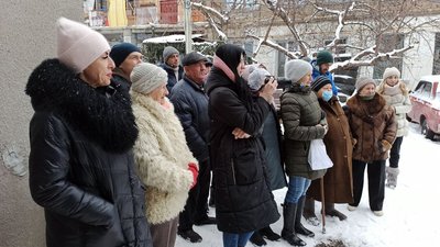 Мешканці одного з будинків у Миколаєві хочуть перейти на індивідуальне опалення Мешканці одного з будинків у Миколаєві хочуть перейти на індивідуальне опалення