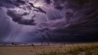 На Херсонщині до кінця тижня очікуються дощі та грози