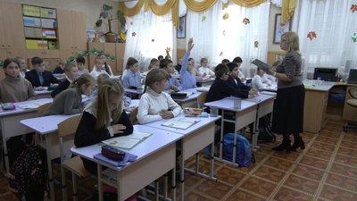 Херсонські школи, де вчителі вакциновані 100%, поновили навчання в усіх класах