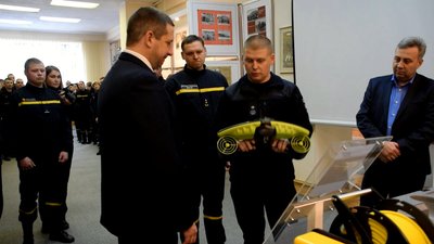Миколаївські рятувальники отримали нове водолазне обладнання