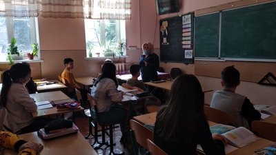 Ужгородські учні повернулися на навчання до шкіл