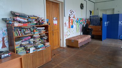 "Взяла документи, ліки й кота Кузю". Історія переселенки з Сєвєродонецька, яка понад рік мешкає в шелтері Дніпра "Взяла документи, ліки й кота Кузю". Історія переселенки з Сєвєродонецька, яка понад рік мешкає в шелтері Дніпра