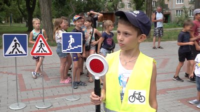 У Черкасах патрульні провели навчання для дітей