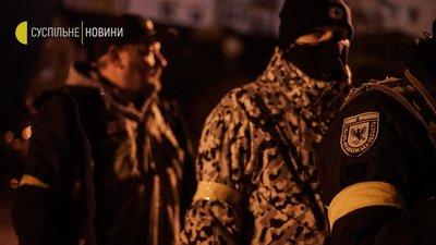 "Хочеш миру - берися до зброї!" На Прикарпатті готуються до оборони "Хочеш миру - берися до зброї!" На Прикарпатті готуються до оборони