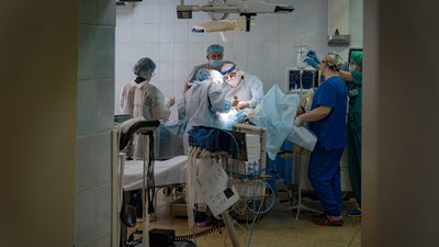 "Це дуже складно бачити". Як працює центр ускладненої хірургії на Дніпропетровщині "Це дуже складно бачити". Як працює центр ускладненої хірургії на Дніпропетровщині