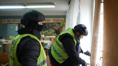 Херсон волонтери вікна Херсон волонтери вікна