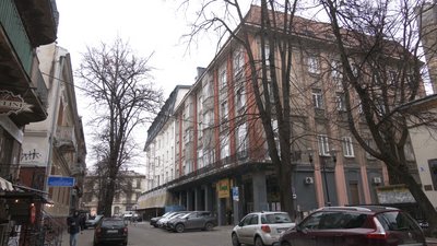 Міського голову Франківська просять відреагувати на порушення під час ремонту готелю "Дністер" Міського голову Франківська просять відреагувати на порушення під час ремонту готелю "Дністер"