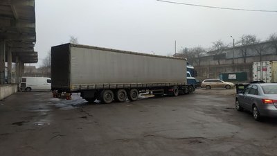 До Сум з Литви благодійники передали 22 тонни парафіну для окопних свічок До Сум з Литви благодійники передали 22 тонни парафіну для окопних свічок