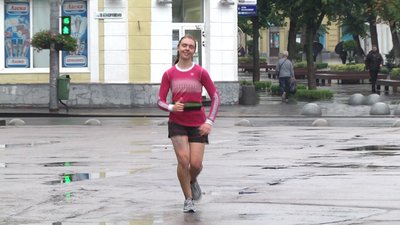Напівкосмічний марафон у Житомирі – дощ, подряпані коліна і особисті перемоги Напівкосмічний марафон у Житомирі – дощ, подряпані коліна і особисті перемоги