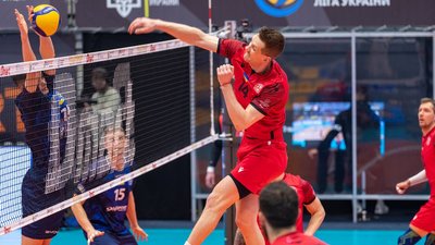 Волейболісти "Прометея" в матчі чемпіонату української Суперліги.