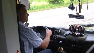 Проїзд в автобусі маршрутом Луцьк-Клепачів здорожчав на 30 відсотків: чому так сталось Проїзд в автобусі маршрутом Луцьк-Клепачів здорожчав на 30 відсотків: чому так сталось