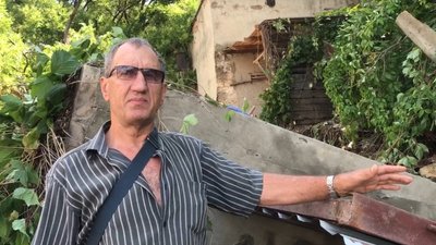 В Одесі обвалилася стіна будинку: під завалом опинилися чотири автівки В Одесі обвалилася стіна будинку: під завалом опинилися чотири автівки