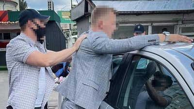 СБУ заявила про викриття хабарників на Київській митниці