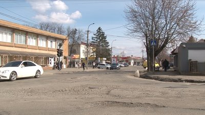 Вулицю Капушанську в Ужгороді перекриють через ремонт дороги